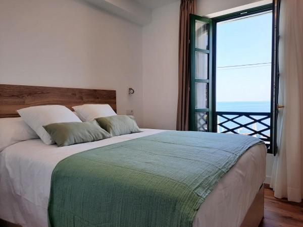 Apartamentos El Muelle Comillas Εξωτερικό φωτογραφία