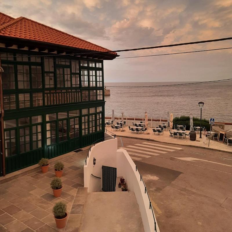 Apartamentos El Muelle Comillas Εξωτερικό φωτογραφία