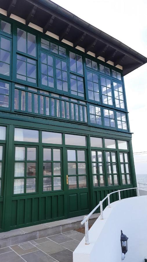 Apartamentos El Muelle Comillas Εξωτερικό φωτογραφία